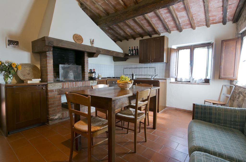 Agriturismo Il Torrione Lecchi Room photo